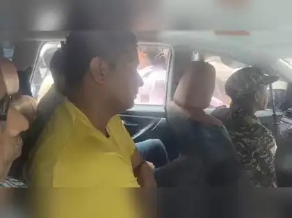 चैतन्य बघेल की गिरफ्तारी के विरोध में कांग्रेस का प्रदर्शन 1 image 8